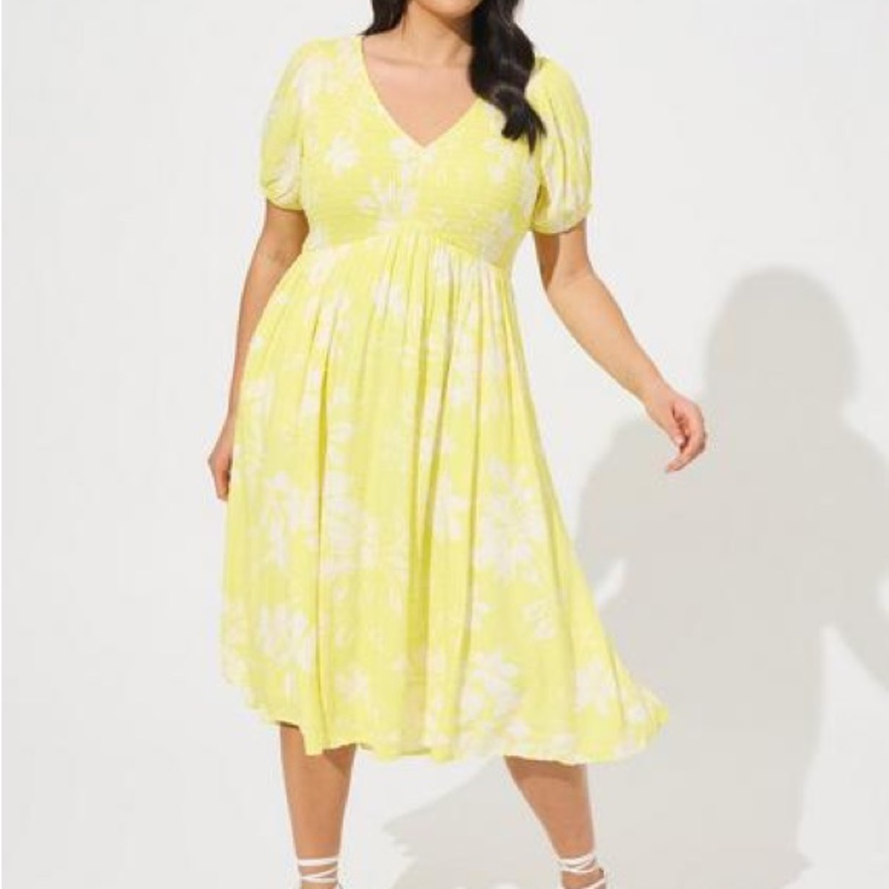 Torrid Midi Swiss Dot Shirred Dress Emma Floral Yellow Size 3